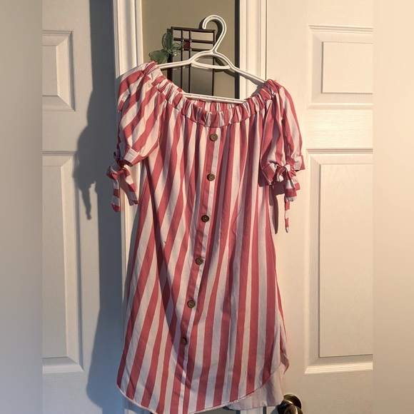 Cute women’s dress - Picture 1 of 1